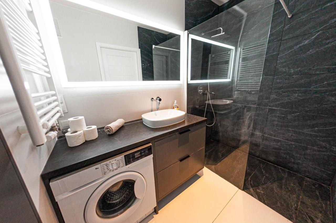 Exclusive Marina Apartment กดัญสก์ ภายนอก รูปภาพ